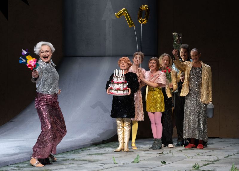 Szene aus IMMER WIEDER WÄCHST DAS GRAS